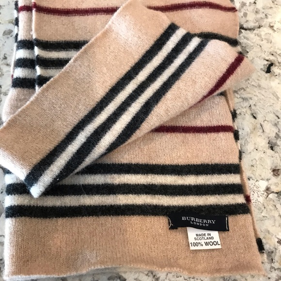 BURBERRY PLAID, WOOL SCARF - Picture 1 of 2
